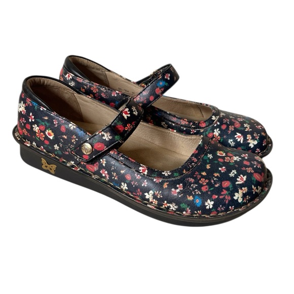 Belle | Timeless Leather Mary Jane Comfort Shoes